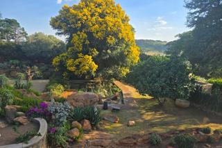 3 Bedroom Property for Sale in Linmeyer Gauteng