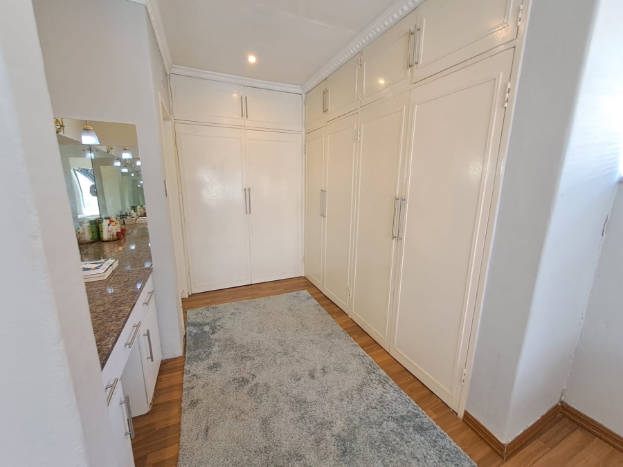 4 Bedroom Property for Sale in Brackenhurst Gauteng