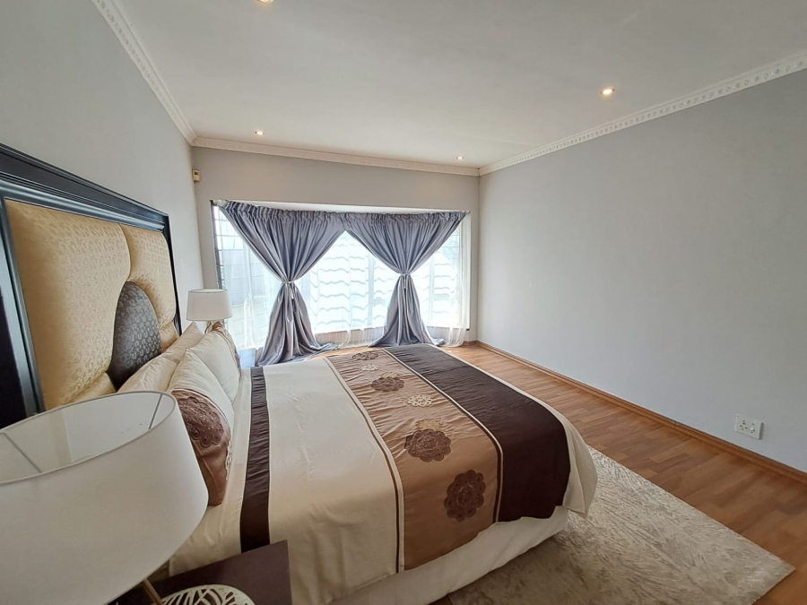 4 Bedroom Property for Sale in Brackenhurst Gauteng