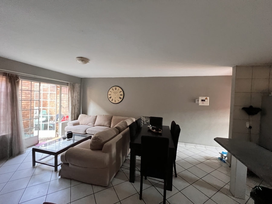 To Let 2 Bedroom Property for Rent in Alberton North Gauteng