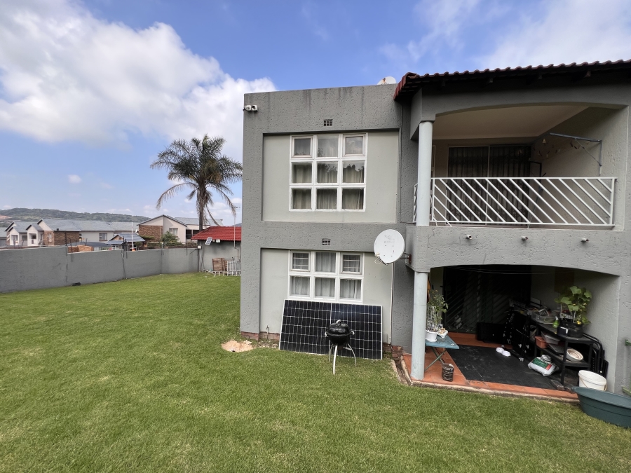 To Let 2 Bedroom Property for Rent in Winchester Hills Gauteng