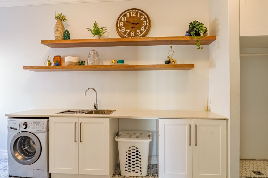 4 Bedroom Property for Sale in Silver Lakes Golf Estate Gauteng