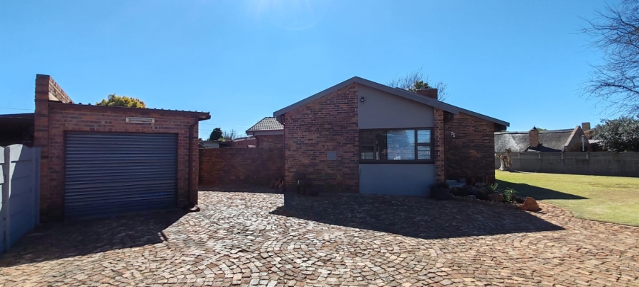 To Let 3 Bedroom Property for Rent in Casseldale Gauteng