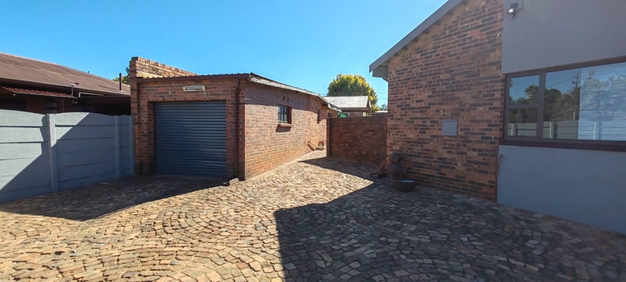 To Let 3 Bedroom Property for Rent in Casseldale Gauteng