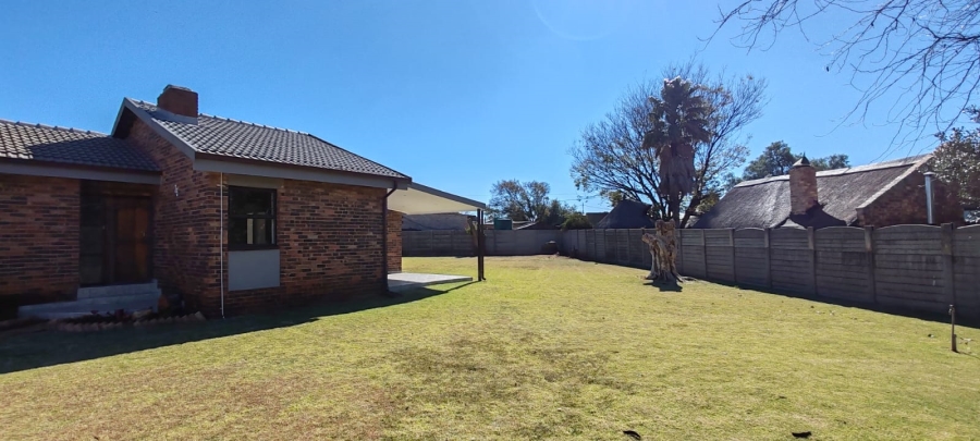 To Let 3 Bedroom Property for Rent in Casseldale Gauteng