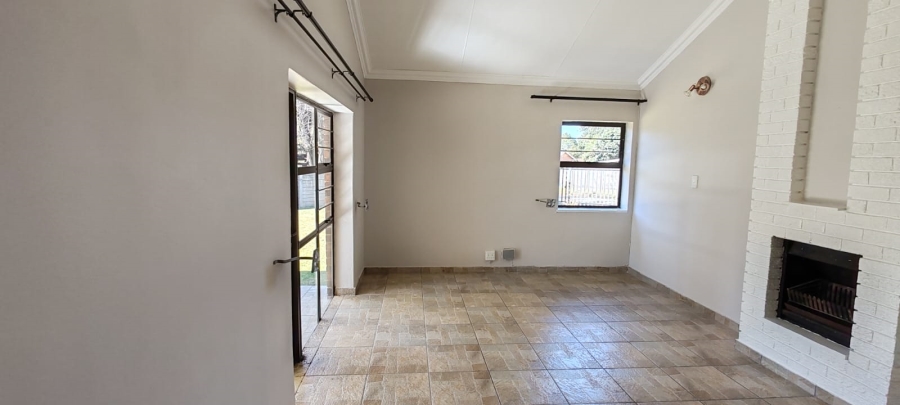 To Let 3 Bedroom Property for Rent in Casseldale Gauteng