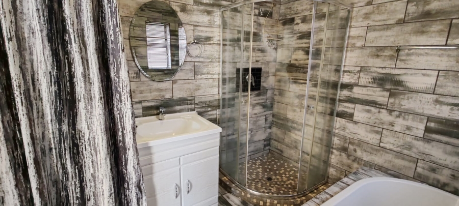 To Let 3 Bedroom Property for Rent in Casseldale Gauteng