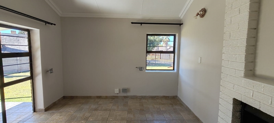 To Let 3 Bedroom Property for Rent in Casseldale Gauteng