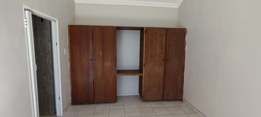 To Let 3 Bedroom Property for Rent in Casseldale Gauteng