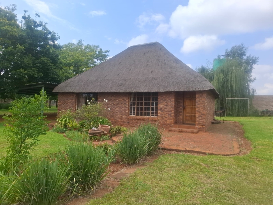2 Bedroom Property for Sale in Zesfontein A H Gauteng