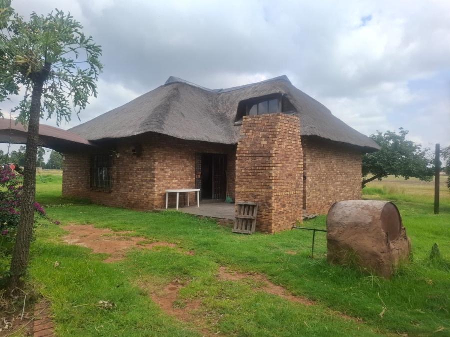 2 Bedroom Property for Sale in Zesfontein A H Gauteng