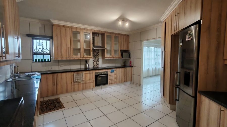 3 Bedroom Property for Sale in Sonneveld Gauteng