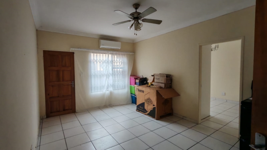 3 Bedroom Property for Sale in Sonneveld Gauteng