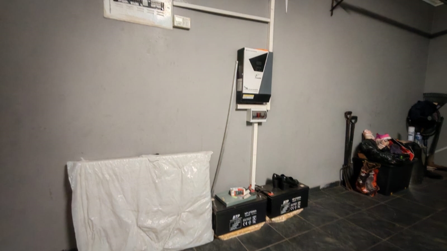 3 Bedroom Property for Sale in Sonneveld Gauteng