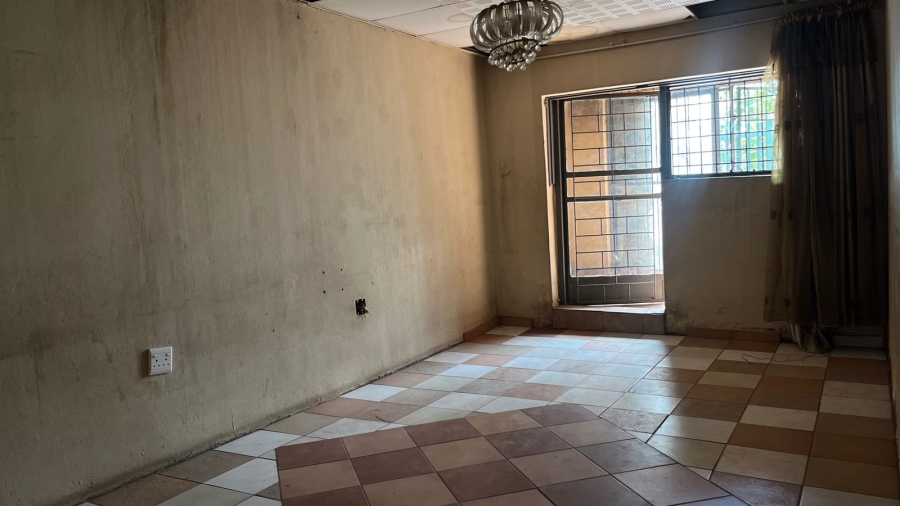 2 Bedroom Property for Sale in Mamelodi East Gauteng