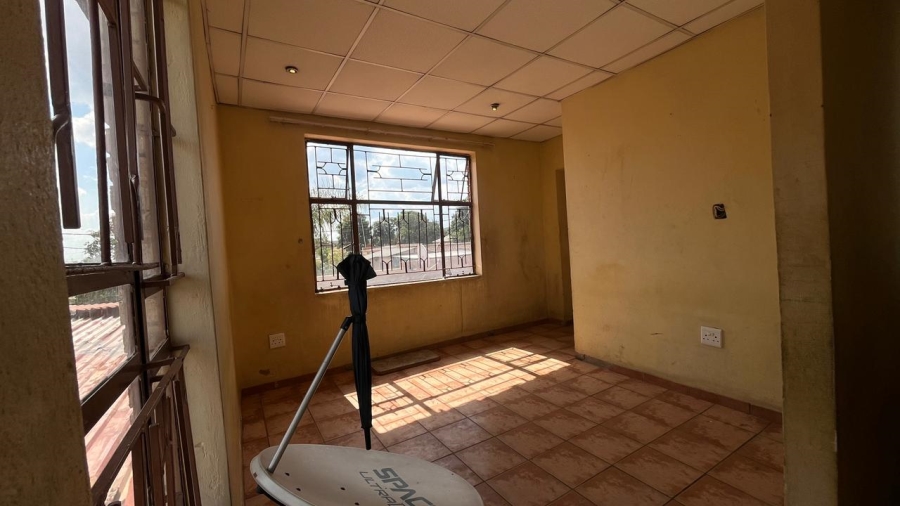 2 Bedroom Property for Sale in Mamelodi East Gauteng