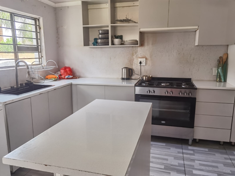 4 Bedroom Property for Sale in Soshanguve BB Gauteng