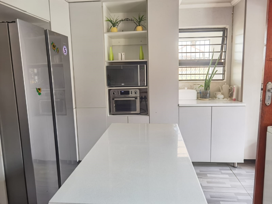 4 Bedroom Property for Sale in Soshanguve BB Gauteng