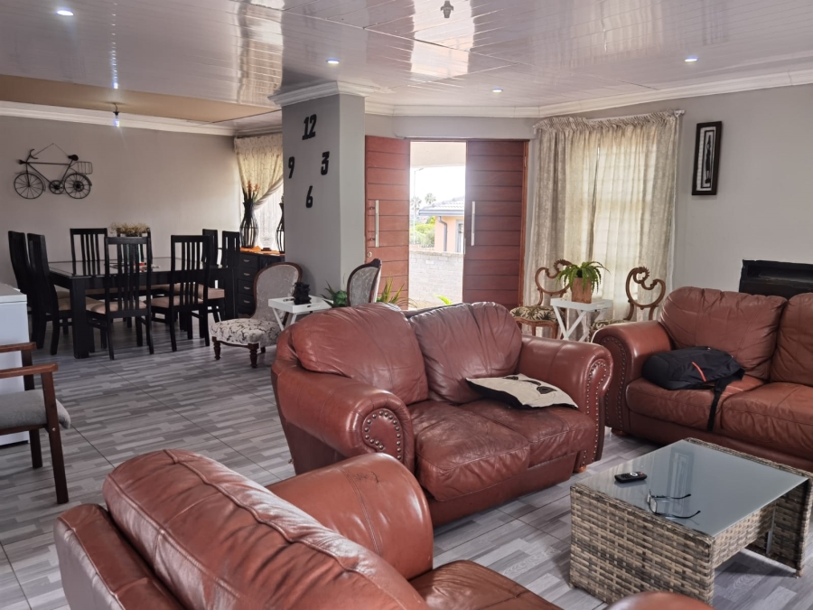 4 Bedroom Property for Sale in Soshanguve BB Gauteng