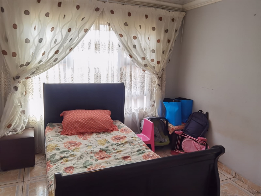 4 Bedroom Property for Sale in Soshanguve BB Gauteng