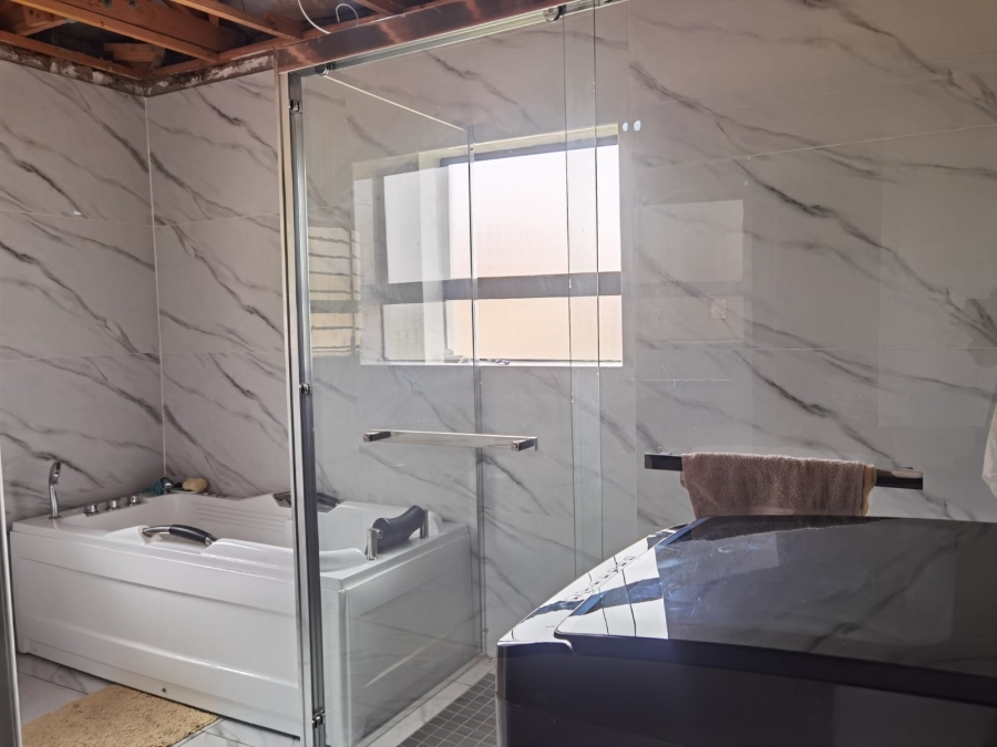 4 Bedroom Property for Sale in Soshanguve BB Gauteng