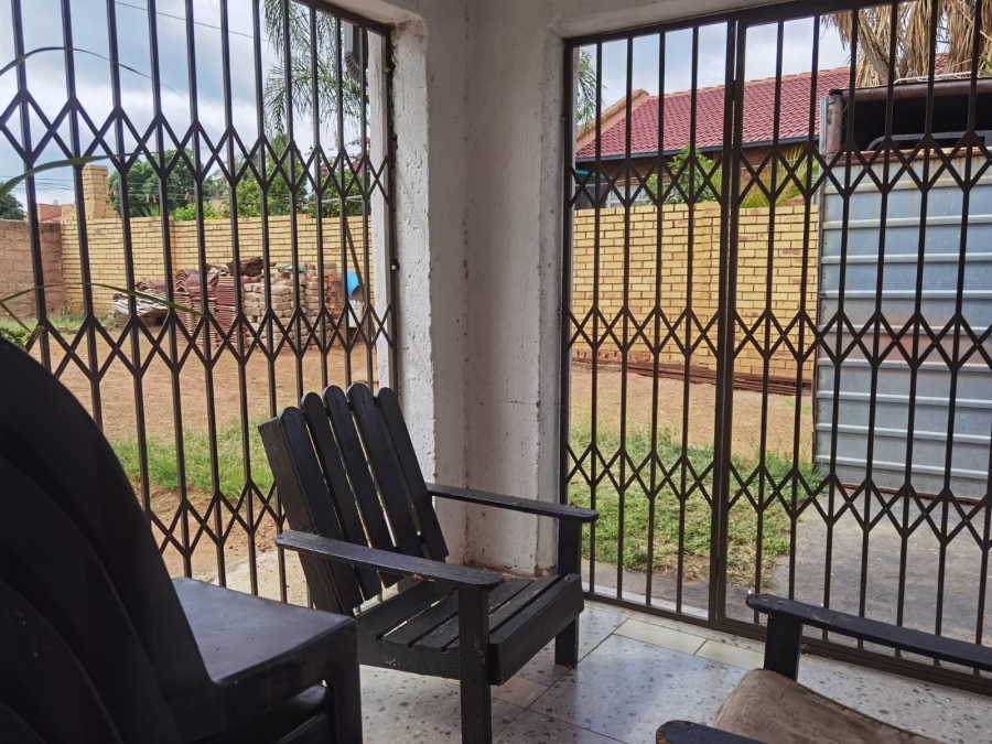 4 Bedroom Property for Sale in Soshanguve BB Gauteng