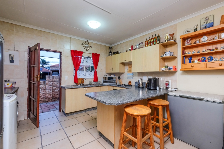 3 Bedroom Property for Sale in Kenmare Gauteng