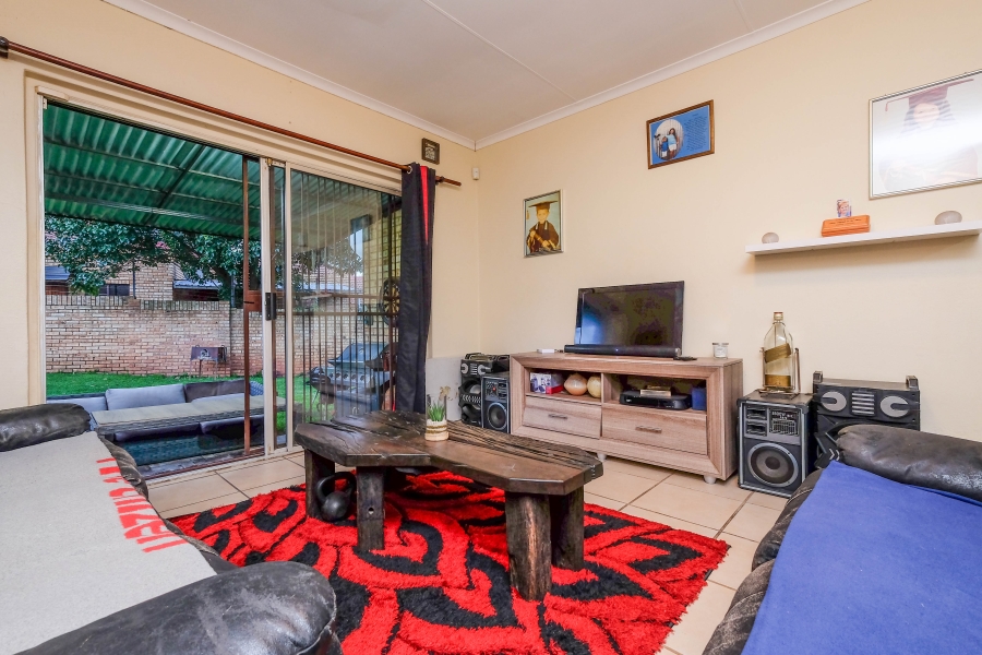 3 Bedroom Property for Sale in Kenmare Gauteng