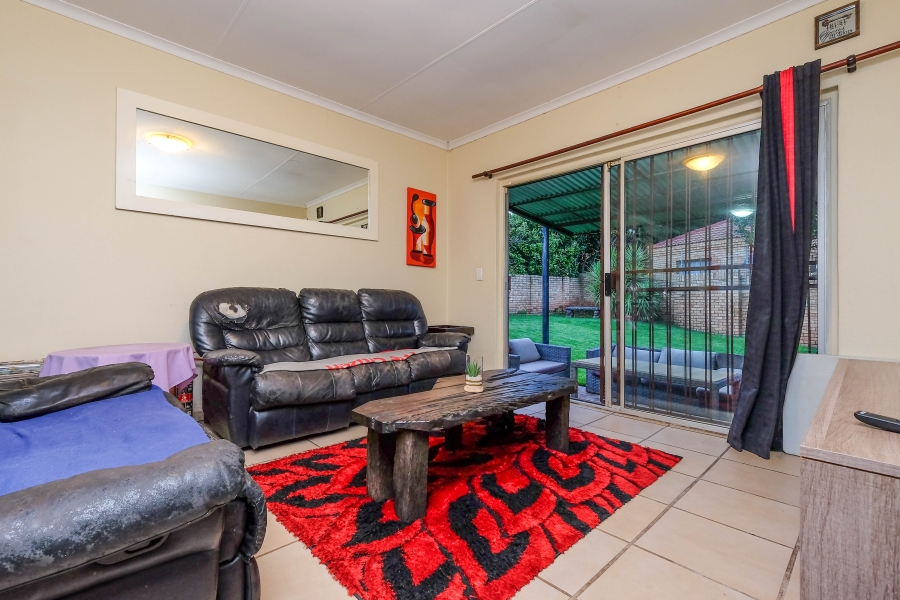 3 Bedroom Property for Sale in Kenmare Gauteng