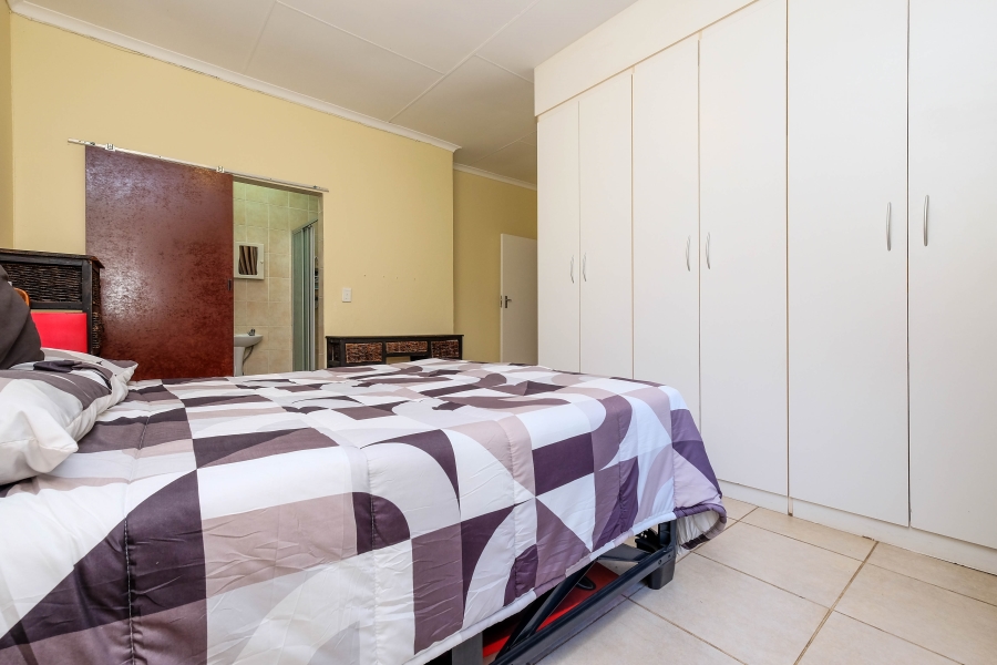 3 Bedroom Property for Sale in Kenmare Gauteng