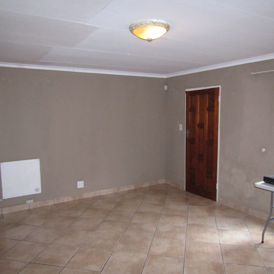 2 Bedroom Property for Sale in Helderkruin Gauteng