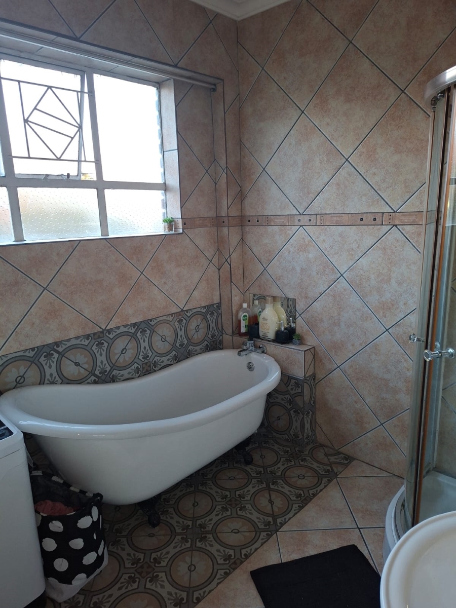 2 Bedroom Property for Sale in Vereeniging Gauteng