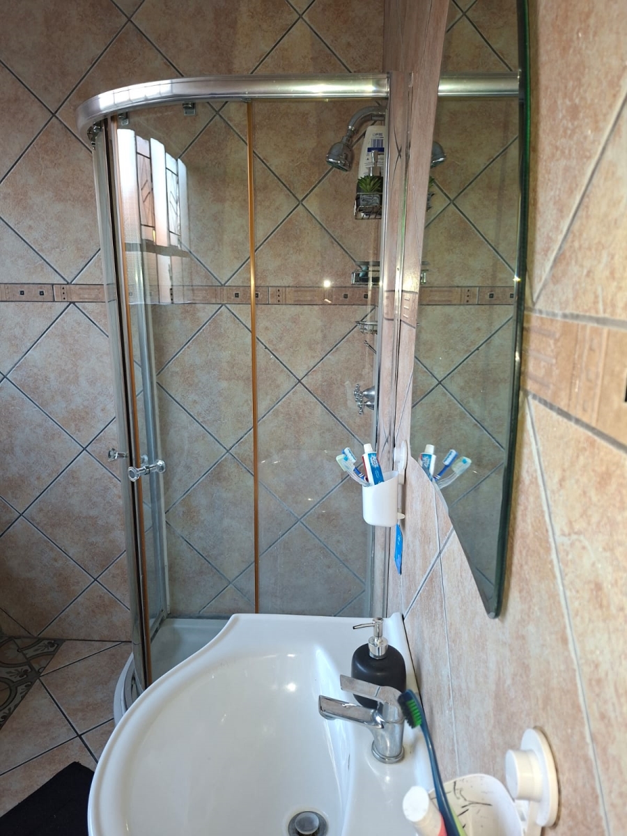 2 Bedroom Property for Sale in Vereeniging Gauteng