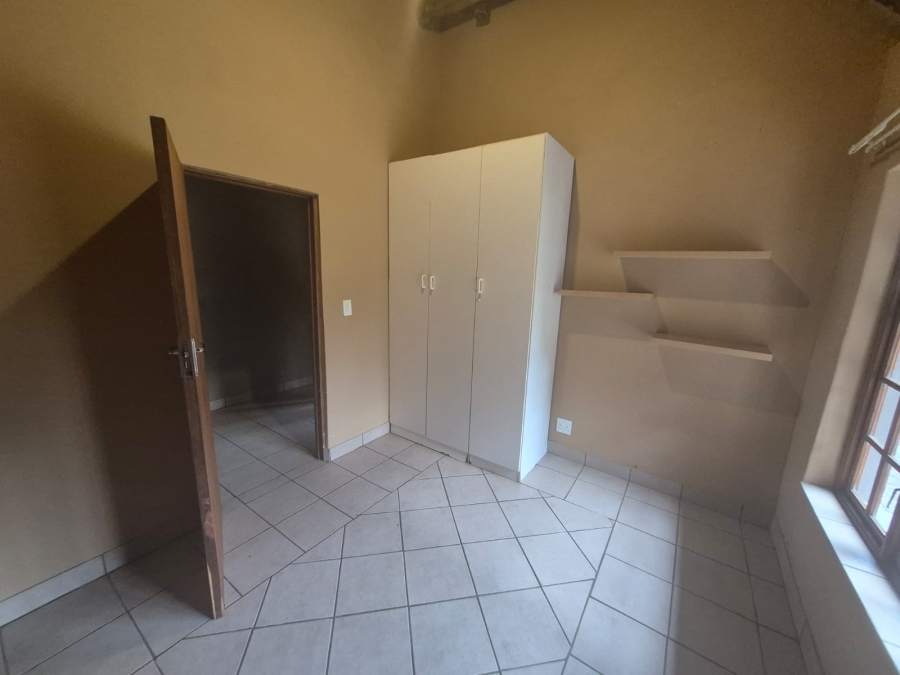 2 Bedroom Property for Sale in Roodeplaat Gauteng