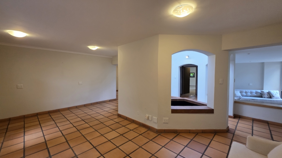 2 Bedroom Property for Sale in Waterkloof Ridge Gauteng