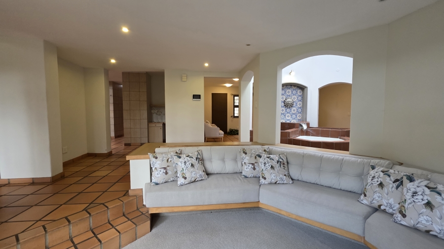 2 Bedroom Property for Sale in Waterkloof Ridge Gauteng