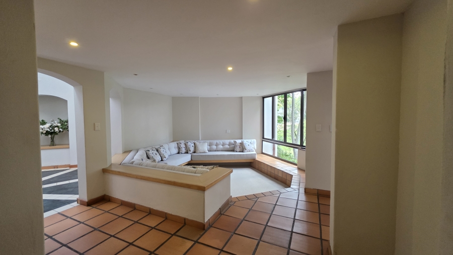 2 Bedroom Property for Sale in Waterkloof Ridge Gauteng