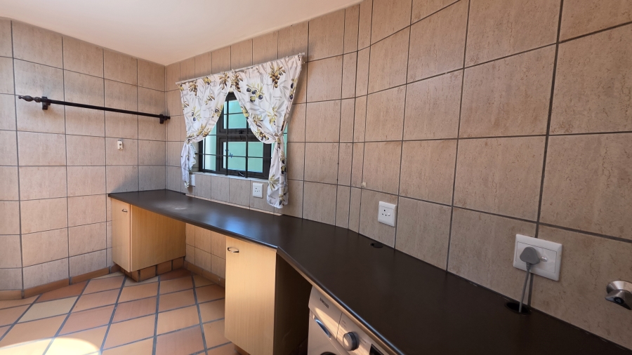 2 Bedroom Property for Sale in Waterkloof Ridge Gauteng