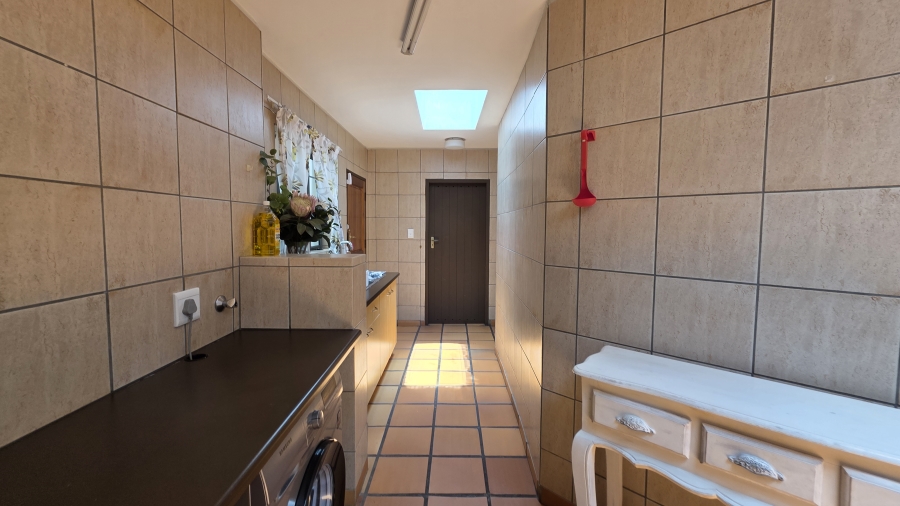 2 Bedroom Property for Sale in Waterkloof Ridge Gauteng