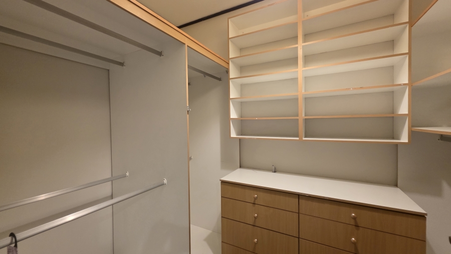 2 Bedroom Property for Sale in Waterkloof Ridge Gauteng