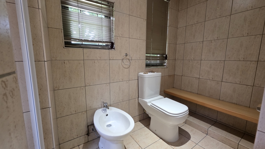 2 Bedroom Property for Sale in Waterkloof Ridge Gauteng