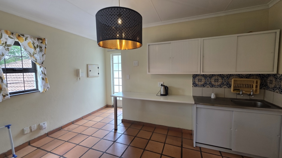 2 Bedroom Property for Sale in Waterkloof Ridge Gauteng