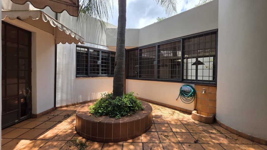 2 Bedroom Property for Sale in Waterkloof Ridge Gauteng