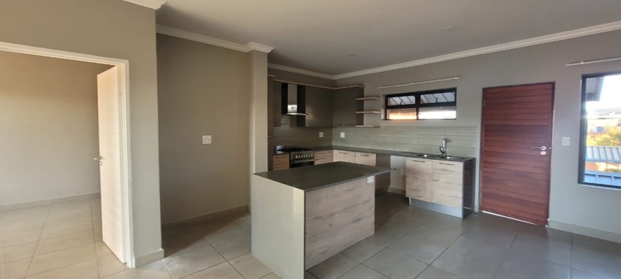 To Let 2 Bedroom Property for Rent in Six Fountains Estate Gauteng