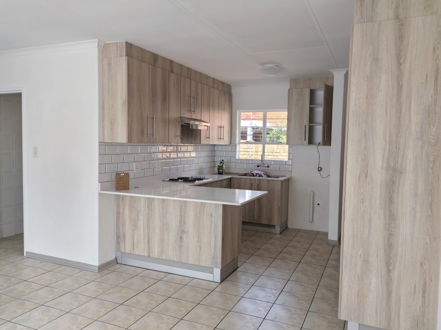 To Let 2 Bedroom Property for Rent in Krugersdorp North Gauteng