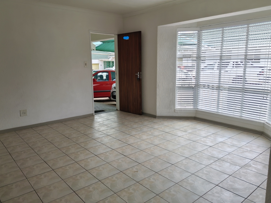 To Let 2 Bedroom Property for Rent in Krugersdorp North Gauteng