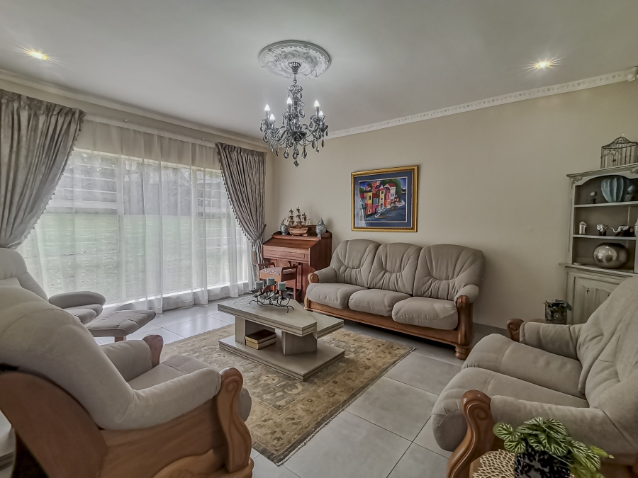 3 Bedroom Property for Sale in Wilro Park Gauteng