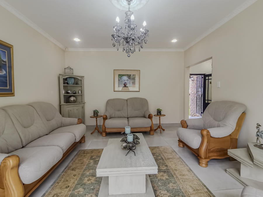 3 Bedroom Property for Sale in Wilro Park Gauteng