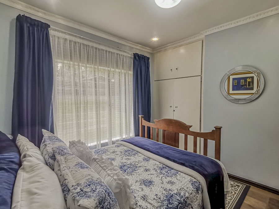 3 Bedroom Property for Sale in Wilro Park Gauteng