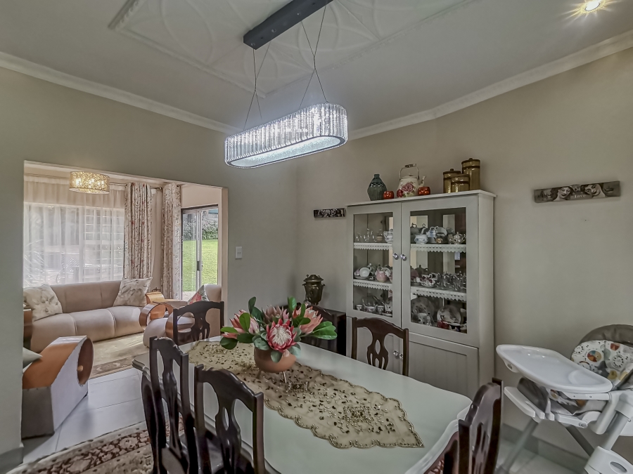 3 Bedroom Property for Sale in Wilro Park Gauteng